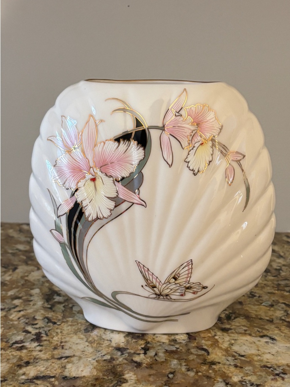 1980s Scallop Shaped White Porcelain Vase with Orchids & Butterfly Gold Gilt